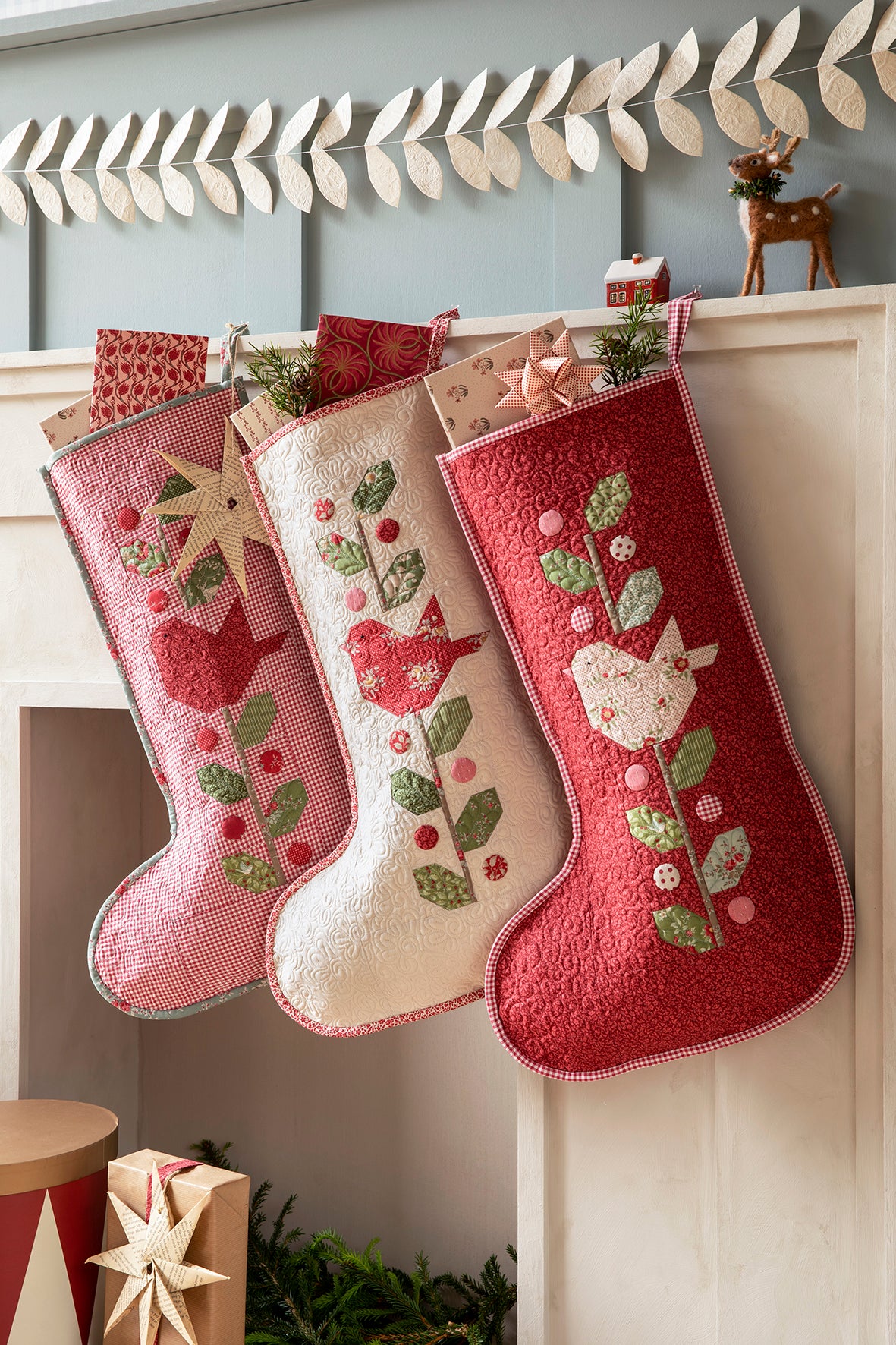 PRE-ORDER Merry Little Christmas Blenders by Tilda: Eve Burgundy