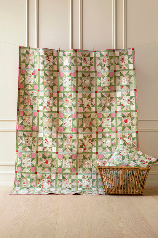 Merry Little Christmas by Tilda: Holly Moss