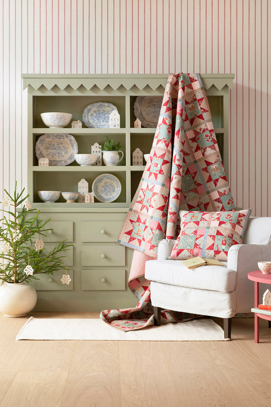 PRE-ORDER Merry Little Christmas by Tilda: Paperscenes Duckegg